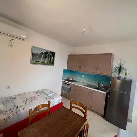 Prive Hill Holiday home Sarande