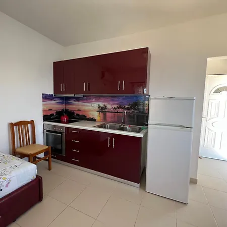 Ferienhaus Prive Hill Sarandë