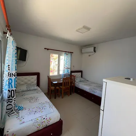 Ferienhaus Prive Hill Sarandë