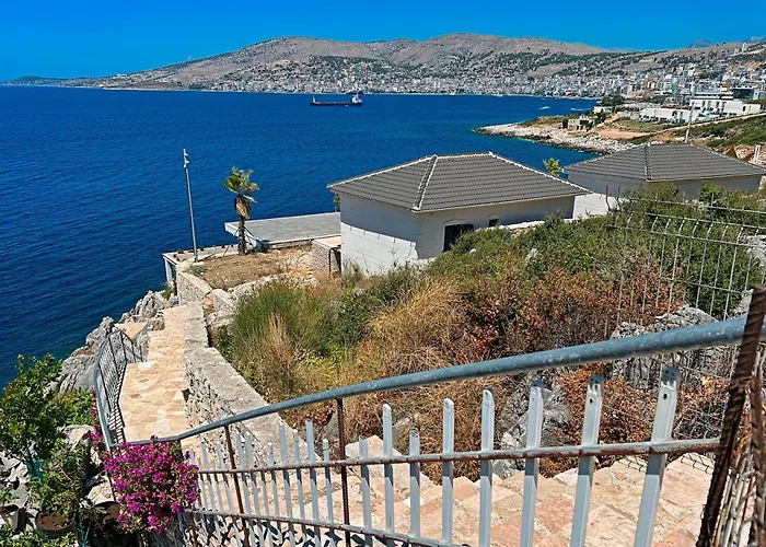 Ferienhaus Prive Hill Sarandë