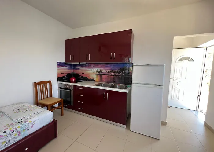 Ferienhaus Prive Hill Sarandë
