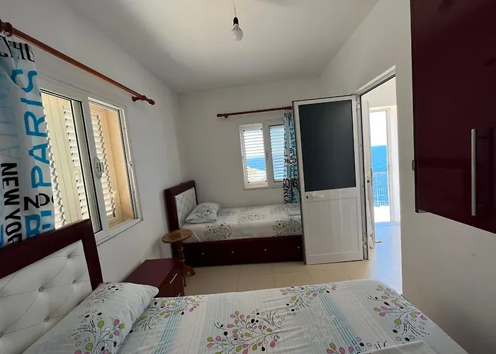 Prive Hill Ferienhaus Sarandë